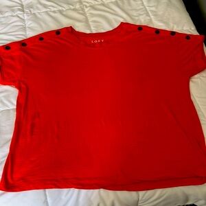 Loft -XL - orange tee with 4 button shoulder detail